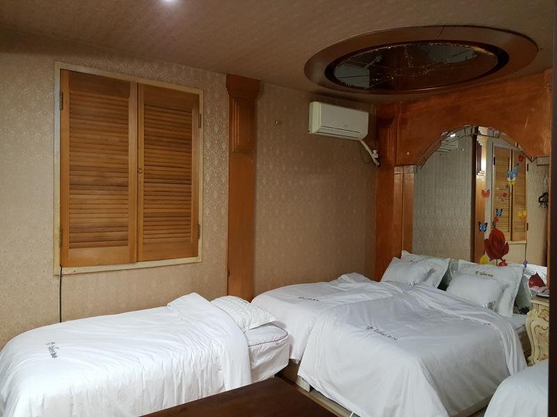 Hotel Queen ปูซาน ภายนอก รูปภาพ