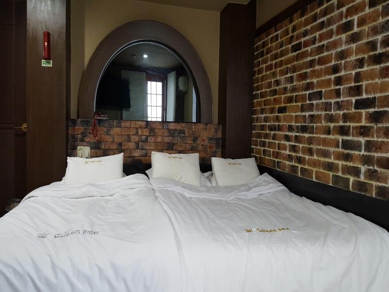 Hotel Queen ปูซาน ภายนอก รูปภาพ