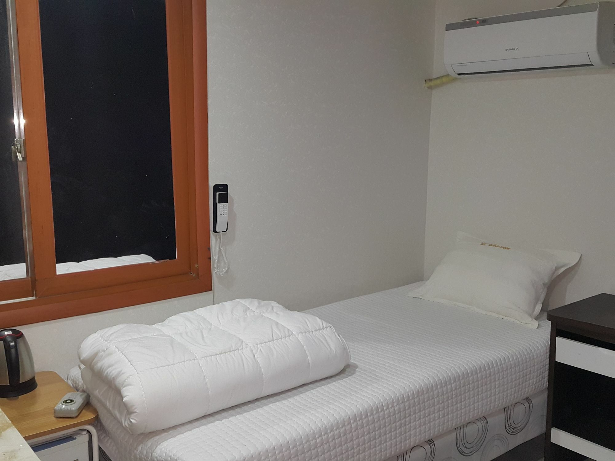 Hotel Queen ปูซาน ภายนอก รูปภาพ